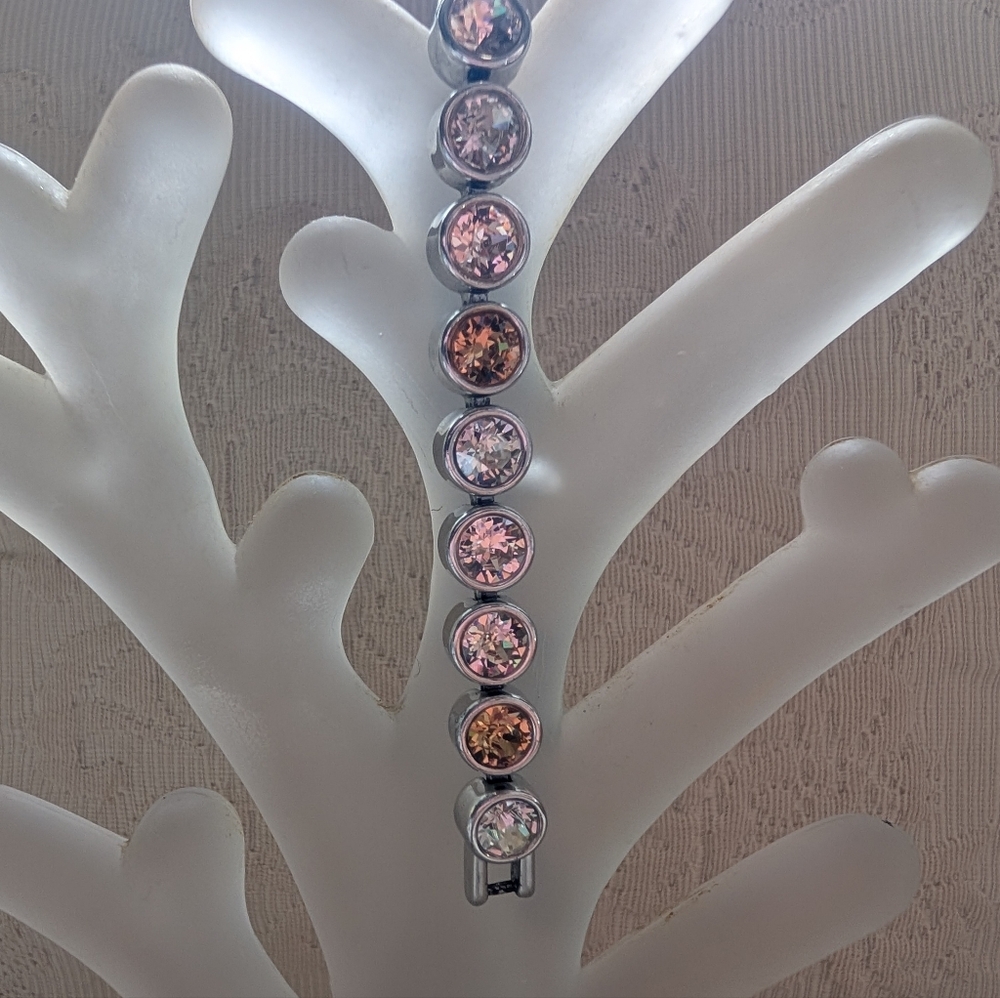 Touchstone Crystal Ice Bracelet Neutral Gold Clear